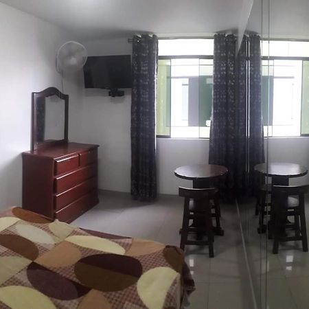 Hostal Suenos Lima Luaran gambar